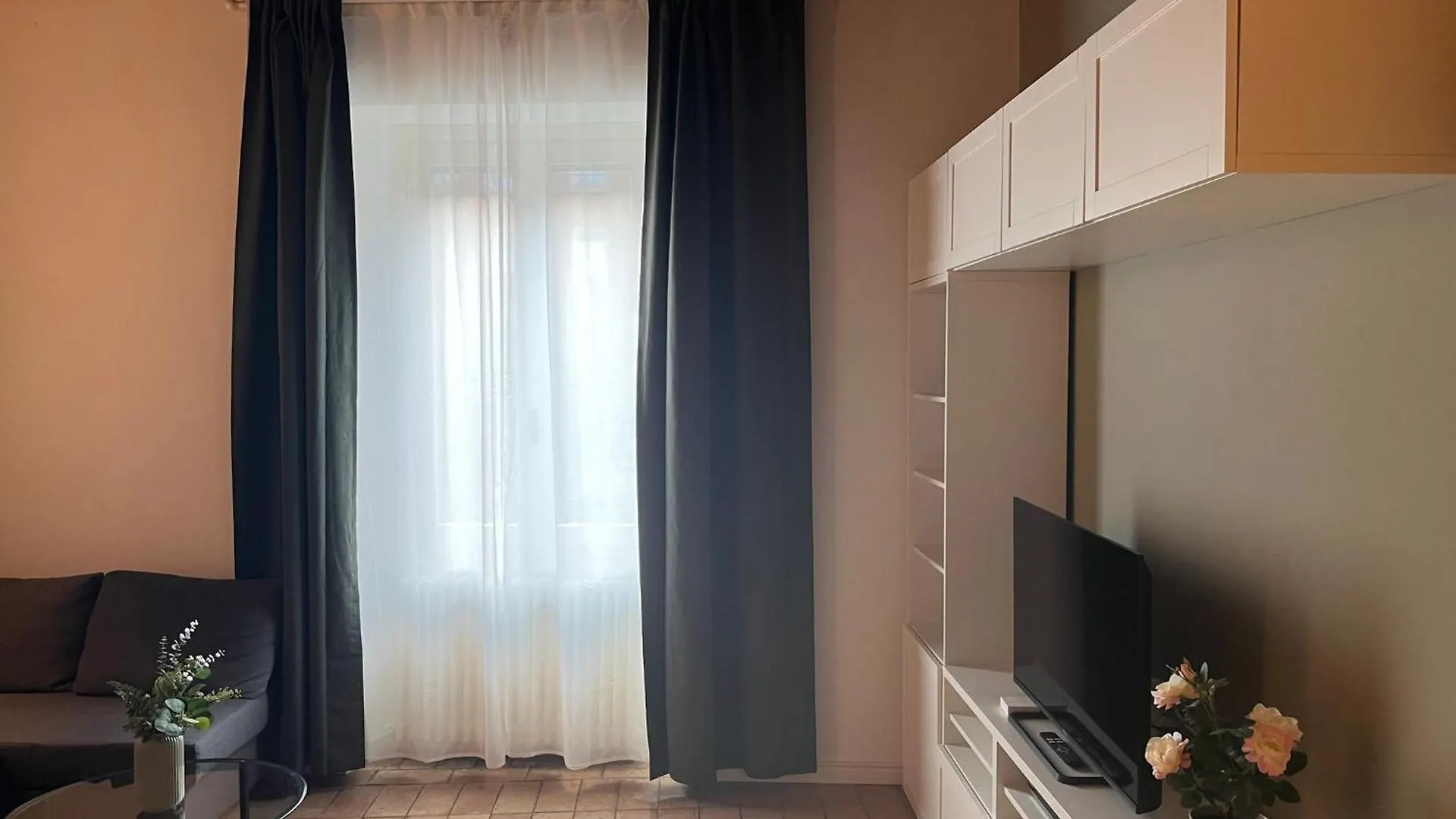 Navigli Darsena - Luxury Apartment With Balcony Milan