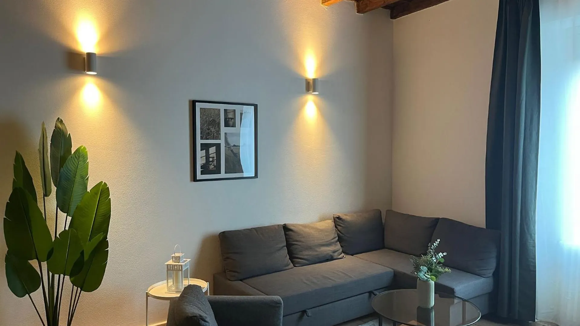 Navigli Darsena - Luxury Apartment With Balcony Milano İtalya